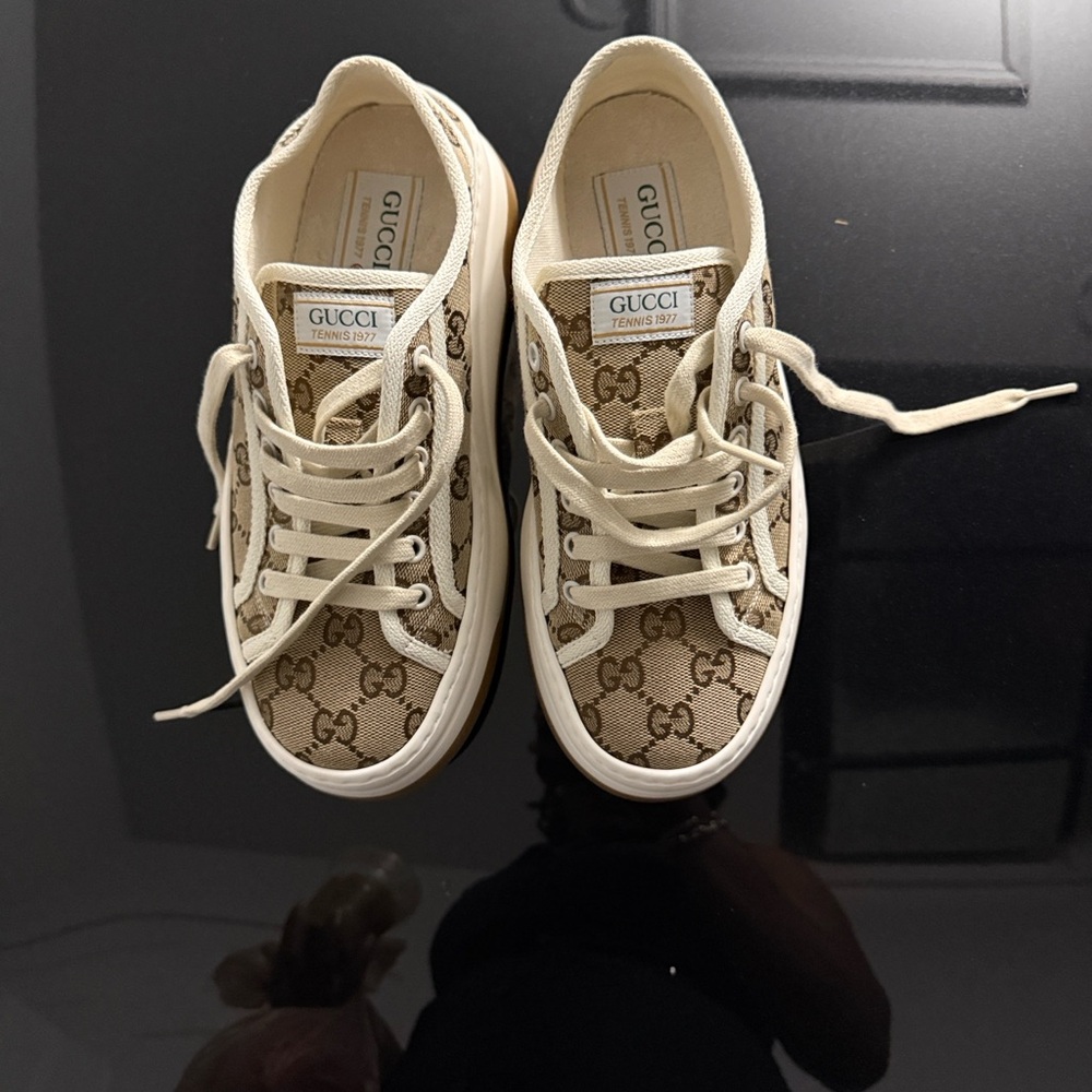 Gucci Monogram Beige Sneakers